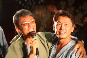唄う